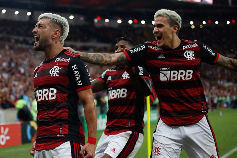 Arrascaeta comemora gol do Flamengo
