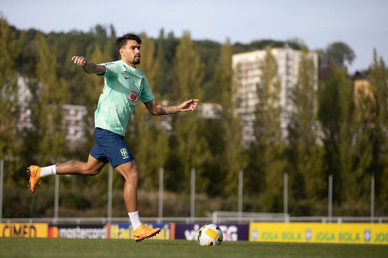 Último treino da Seleção Brasileira em Le Havre antes do amistoso contra Gana. Lucas Figueiredo/CBF