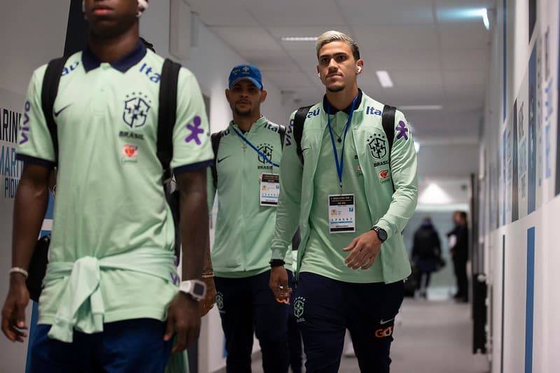 Pedro chega para amistoso da Seleção contra Gana.