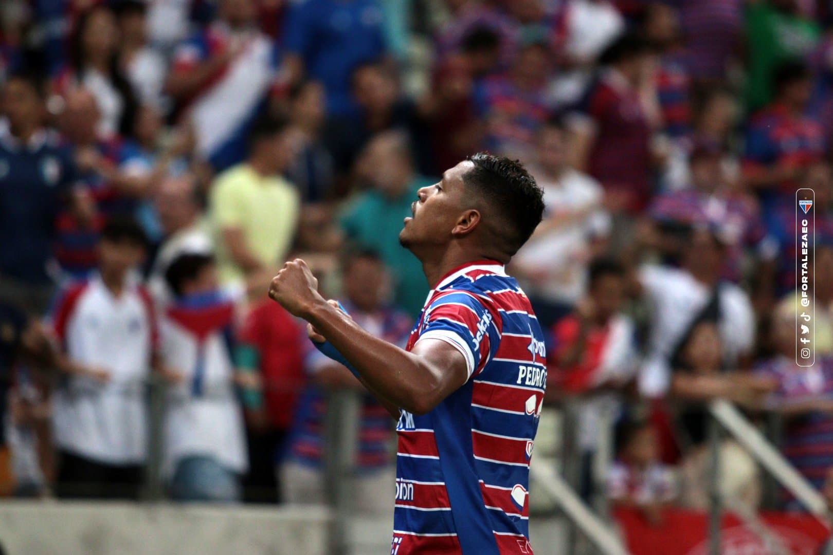 Pedro Rocha marcou dois na vitória do Fortaleza sobre o Flamengo