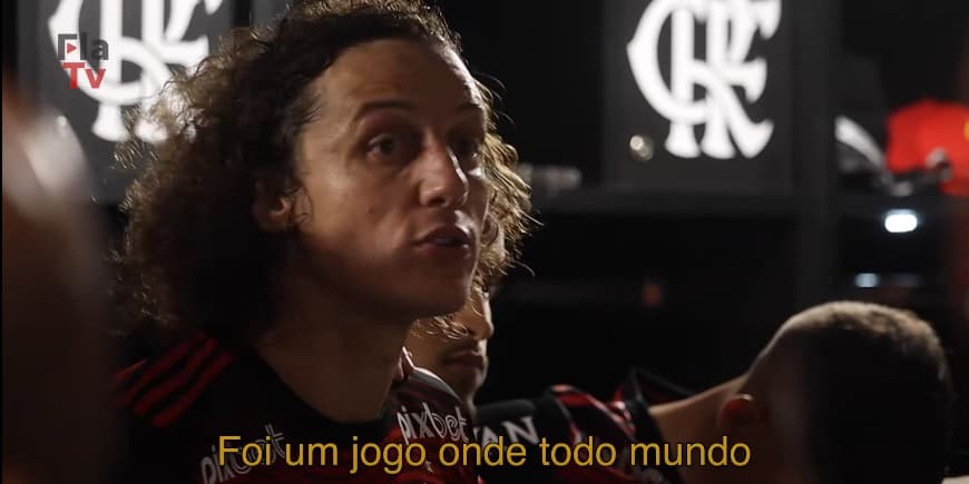 david luiz em vestiario do flamengo