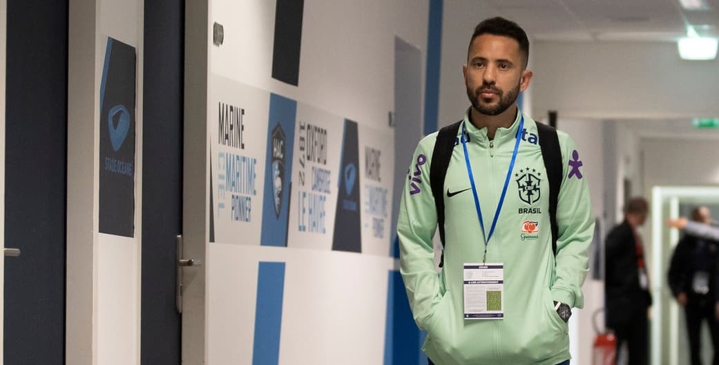 everton ribeiro, do flamengo, pela seleção brasileira