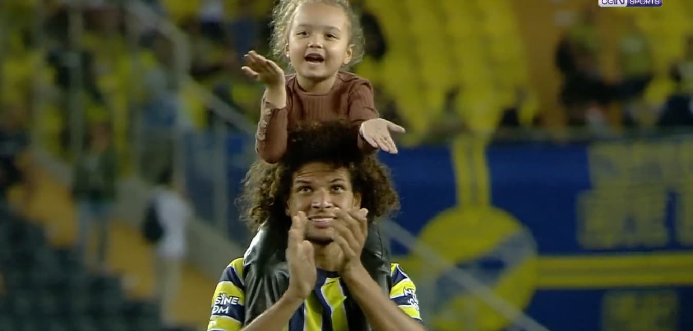 ex-flamengo, arão pelo fenerbahçe