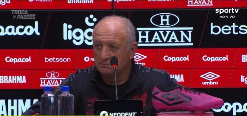 Felipão fala sobre Flamengo e Vélez na coletiva