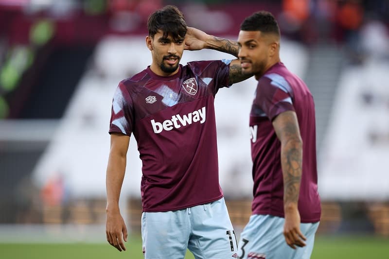 Lucas Paquetá em aquecimento do West Ham