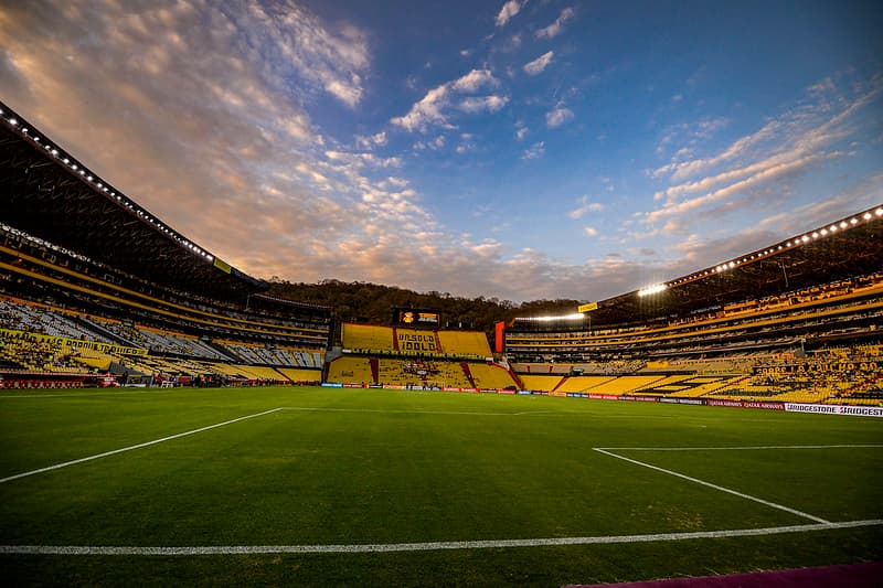 Estádio Monumental Guayaquil. onde será a final da libertadores; vulcão no Equador pode atrapalhar logística do time e dos torcedores do Flamengo