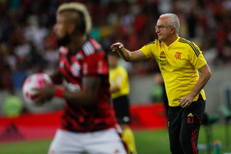 Dorival no Maracanã contra o Red Bull Bragantino