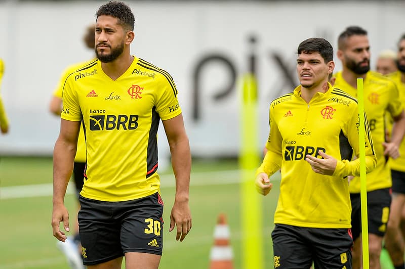 Pablo e Ayrton Lucas são dois nordestinos do Flamengo que vieram da Rússia