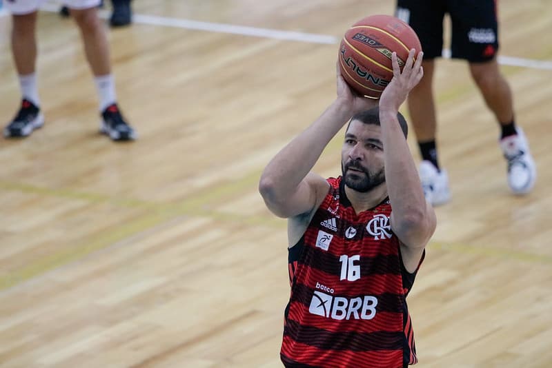 Olivinha pelo Flamengo