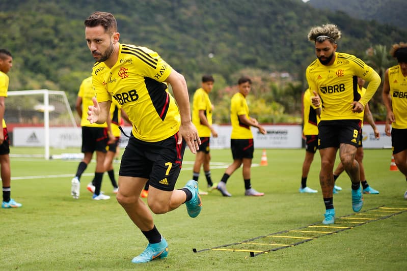 Everton Ribeiro e Gabigol no Ninho do Urubu