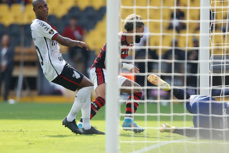 Gabigol marca gol do título do Flamengo na Libertadores