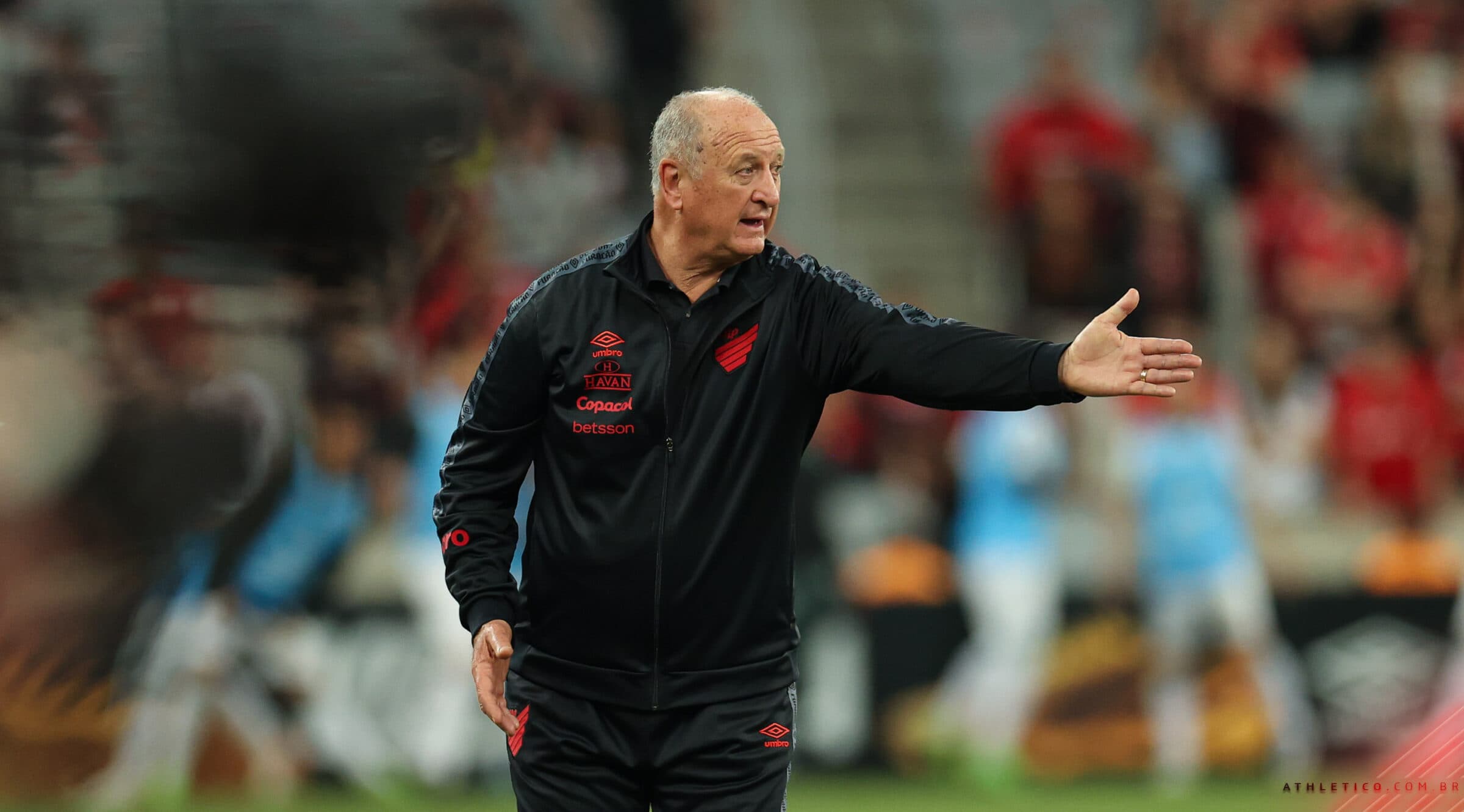 Felipão, técnico do Athletico-PR