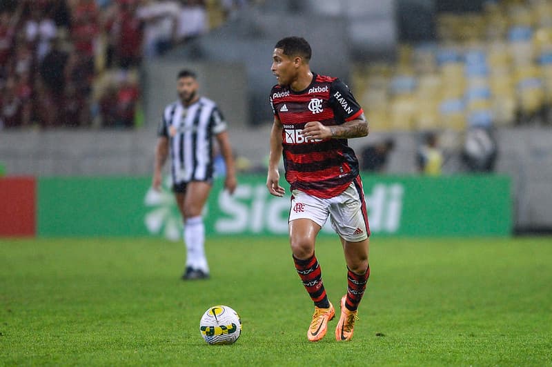 João Gomes Flamengo x Atlético-MG na Copa do Brasil; volante será titular novamente na partida do Brasileirão