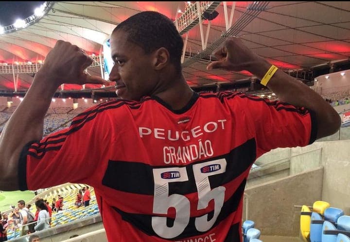 Meyinsse publica foto no Maracanã em 2019