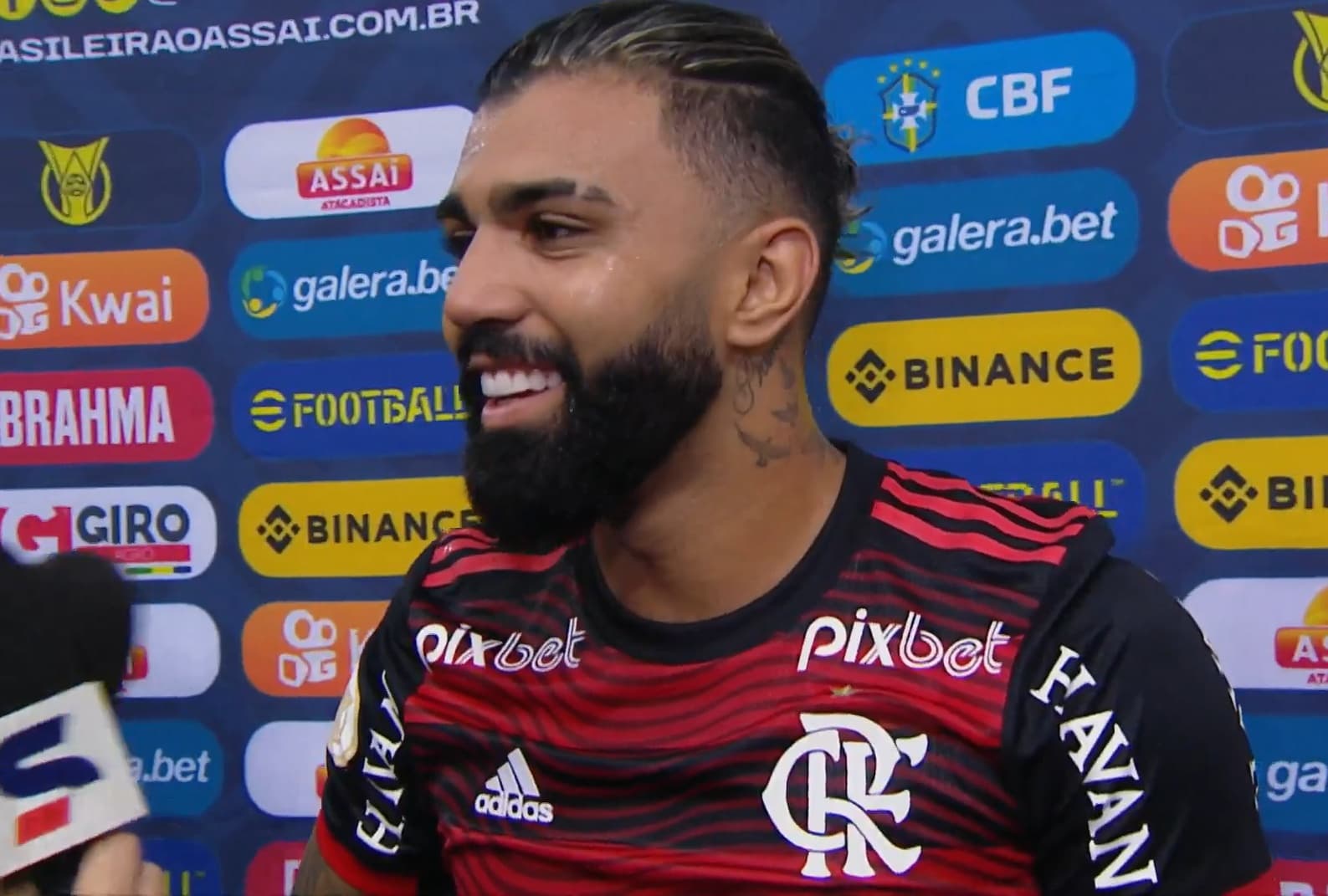 gabigol em entrevista no maracanã após jogo do flamengo