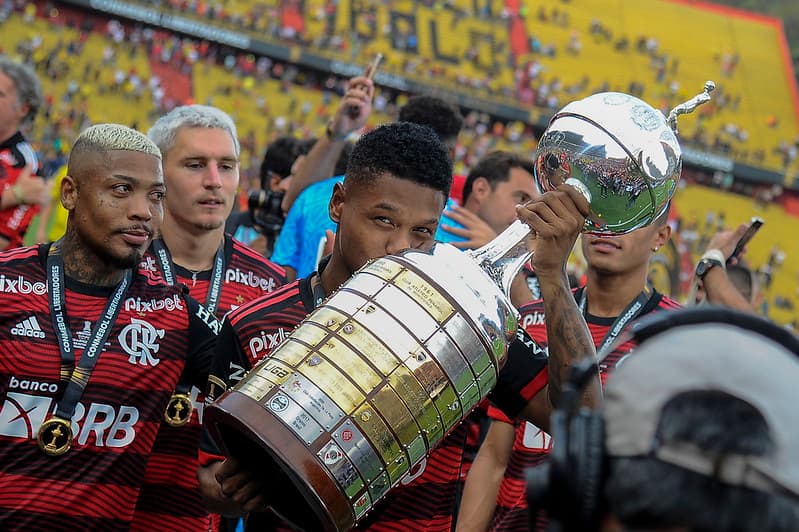 matheus frança comemora título do flamengo