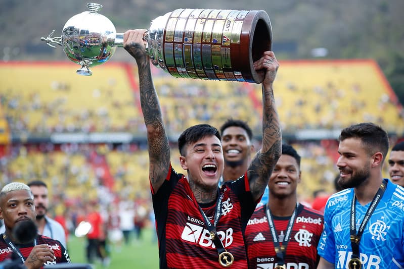 Jornal chileno diz que Sampaoli aposta em Pulgar como peça-chave