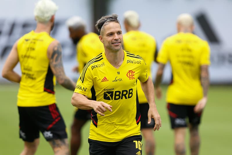 Diego Ribas em treino do Flamengo