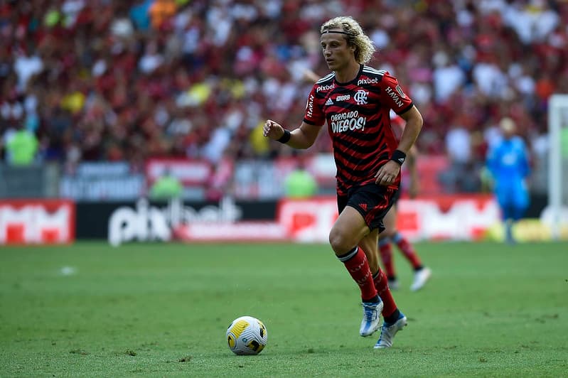 Flamengo define situação da renovação de contrato do David Luiz
