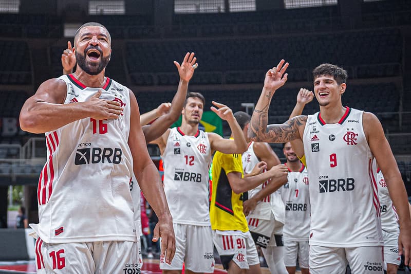 Em 500º jogo de Olivinha no NBB, Flamengo vence Caxias do Sul no Maracanãzinho