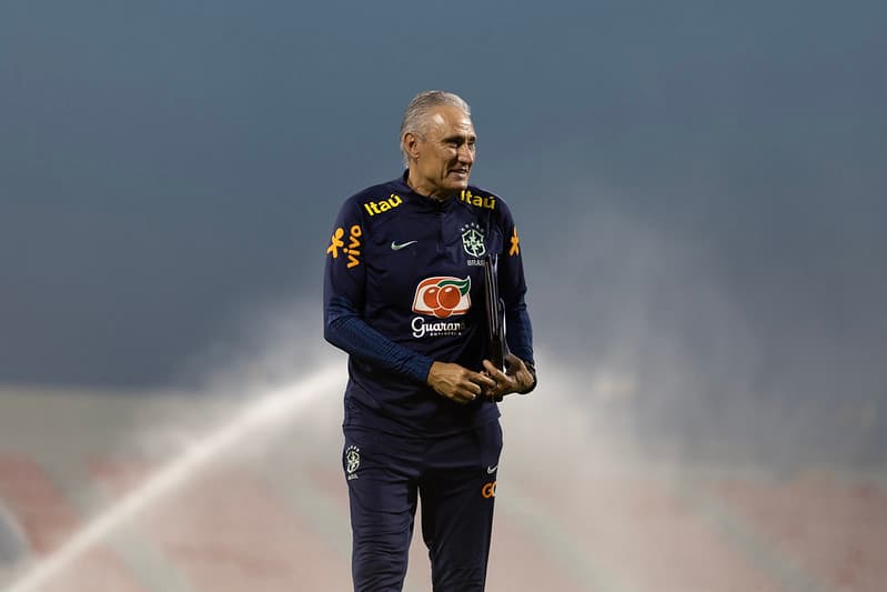 Tite fala sobre a escalação do Brasil e recuperação de Neymar