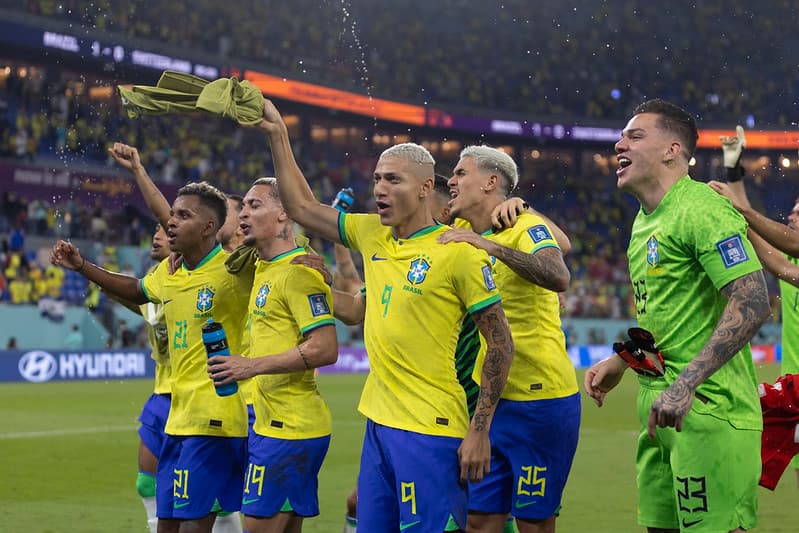 Brasil está classificado para as oitavas de final da Copa do Mundo