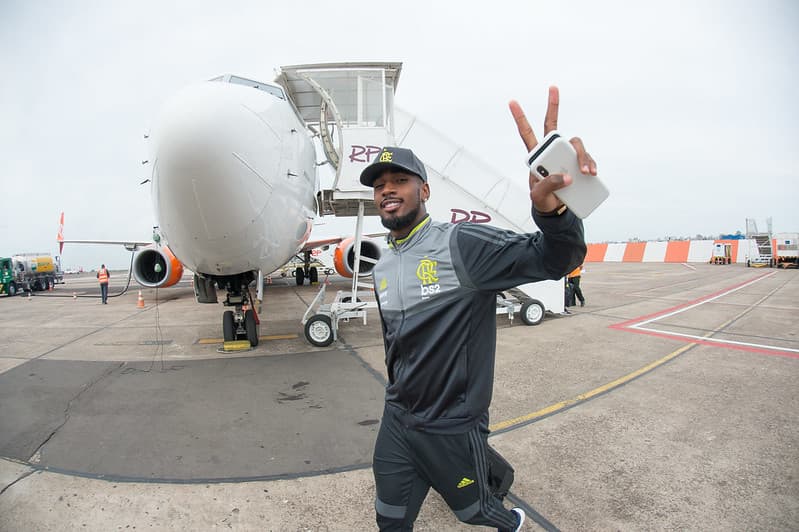 Gerson pelo Flamengo em 2019; jogador pode ser primeiro reforço para 2023