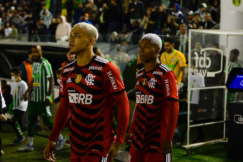 Matheus França e Victor Hugo ficam de fora da convocação para Sul-Americano Sub-20