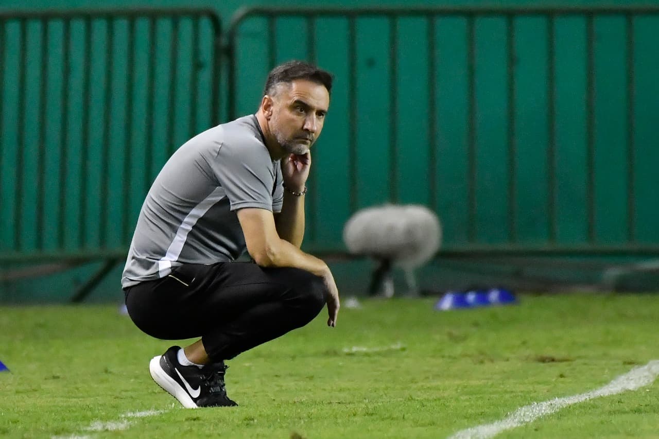 Ex-Corinthians, Vitor Pereira será o novo treinador do Flamengo