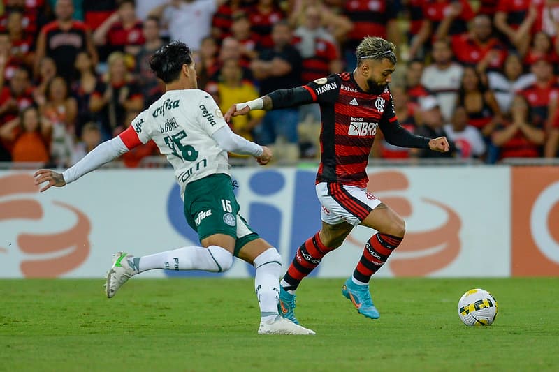 Gabigol em jogo entre Flamengo e Palmeiras