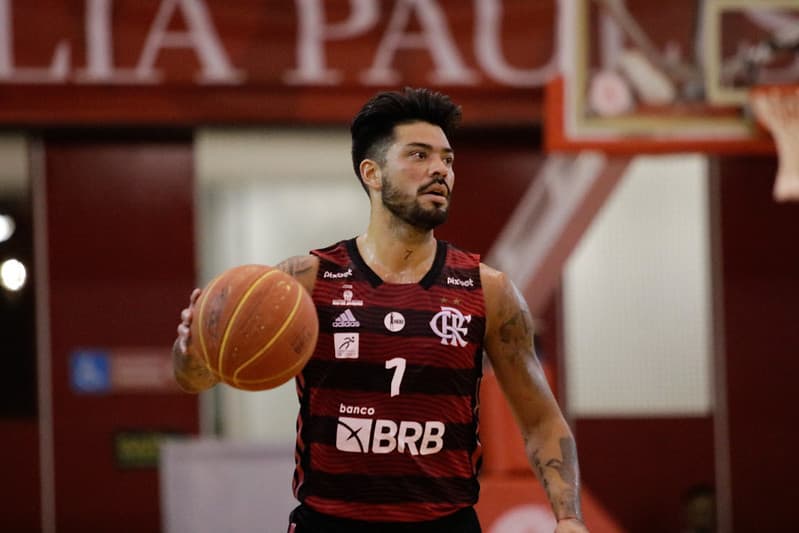 Aguirre, do basquete do Flamengo
