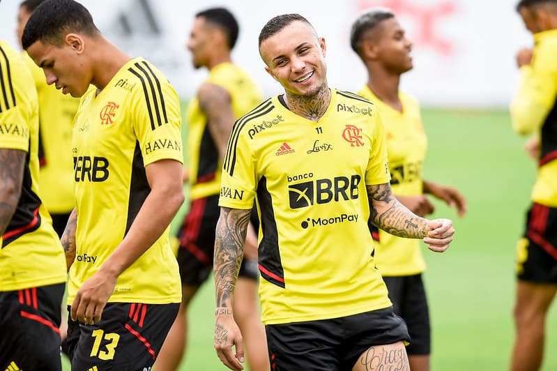Everton Cebolinha em treino do Flamengo