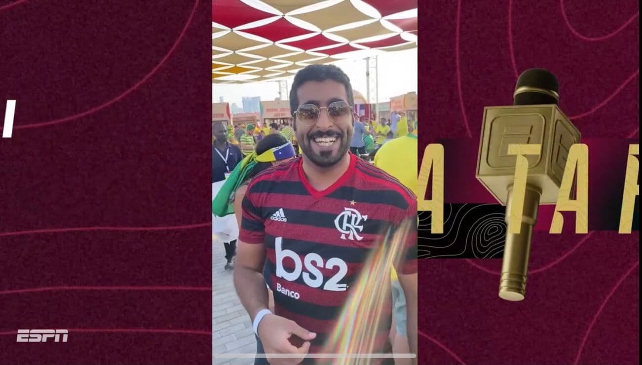 Torcedor catari com a camisa do Flamengo; Mohamed enviou mensagem especial para Gabigol