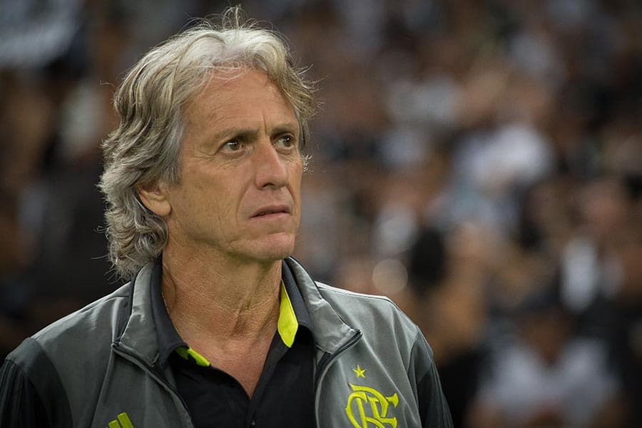 Jorge Jesus enquanto técnico do Flamengo; português é cotado para Seleção Brasileira, mas esbarra em preferência por Ancelotti