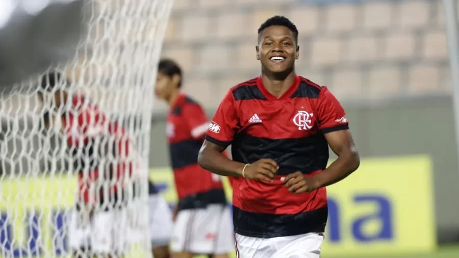 Matheus França, joia do Flamengo, pode pintar no Newcastle