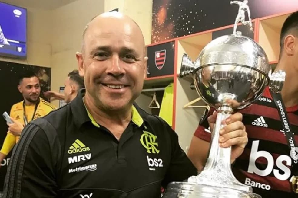 Mário Monteiro se despede de Jorge Jesus e diz sobre convite do Fla: 'Irrecusável'