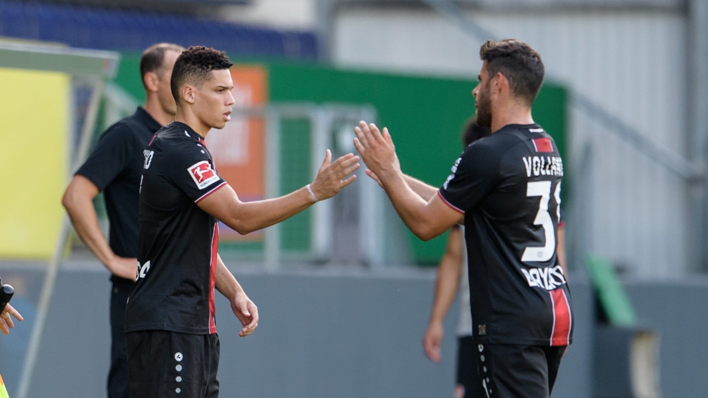 paulinho estava no bayer leverkusen e ficou na mira do flamengo