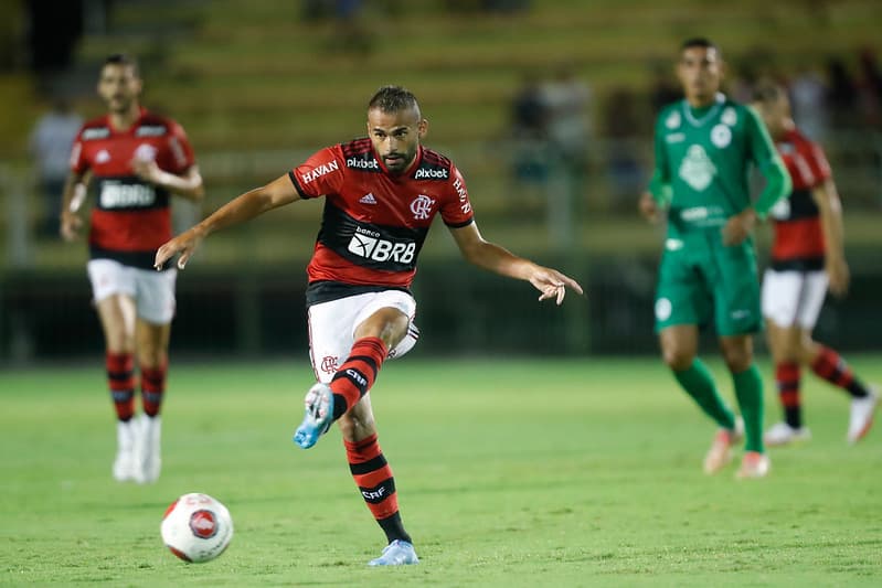 Thiago Maia em campo em Flamengo x Boavista