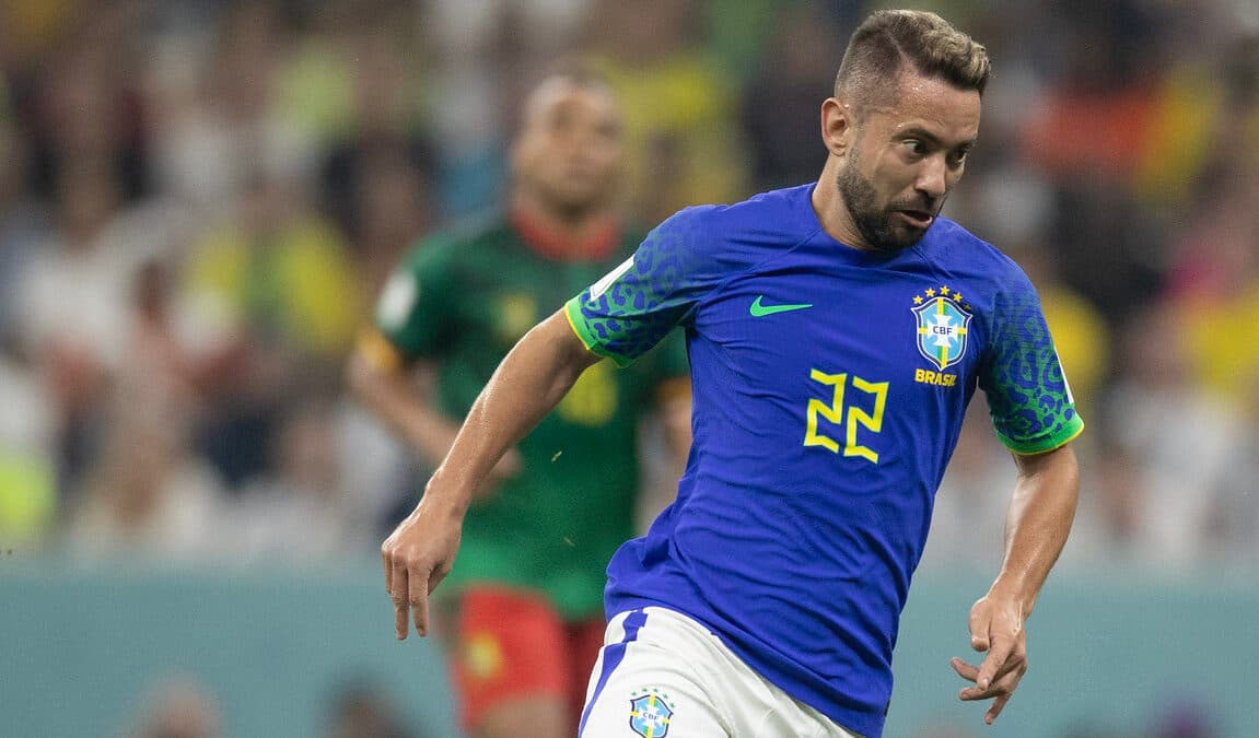 everton ribeiro em jogo do brasil