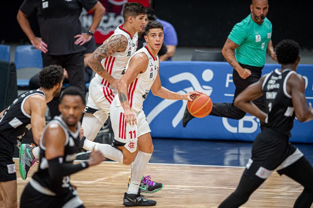 Vildoza, um dos destaques da partida entre Flamengo e Corinthians pelo NBB