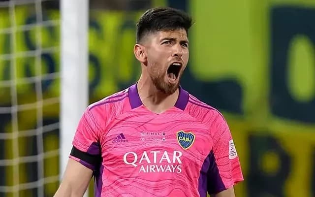 Goleiro Agustín Rossi, do Boca Juniors, pode pintar no Flamengo