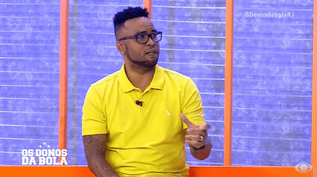 Carlos Alberto agride torcedor do Flamengo em bar no Rio