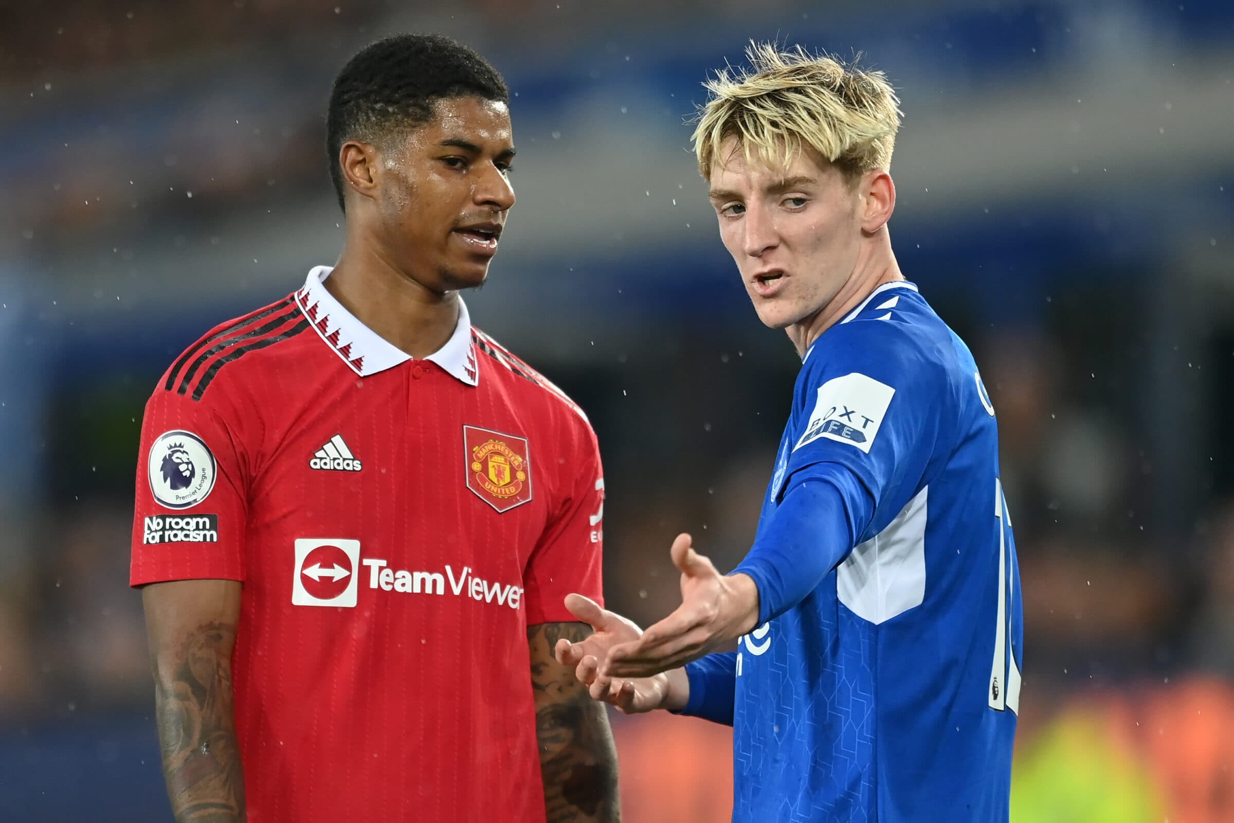 Manchester United e Everton se enfrentam nesta sexta pela Copa da Inglaterra