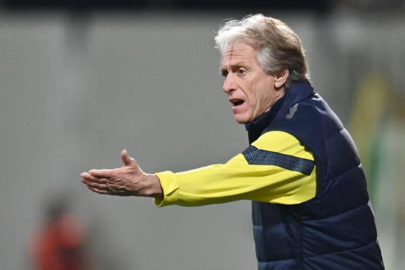 Jorge Jesus comandando o Fenerbahçe