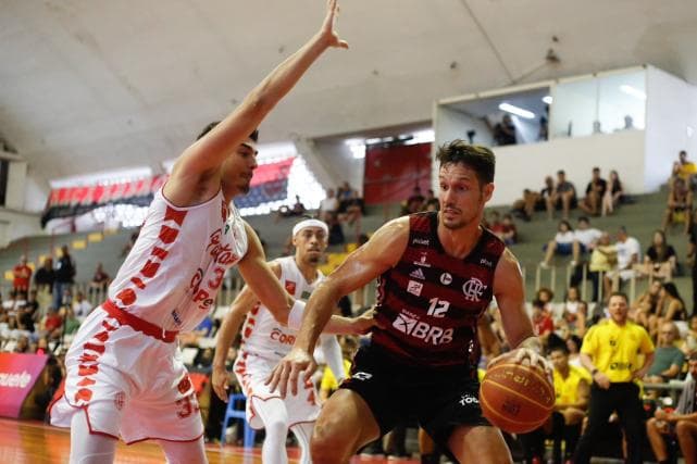 Flamengo vence o Paulistano e emplaca sequência de vitórias no NBB