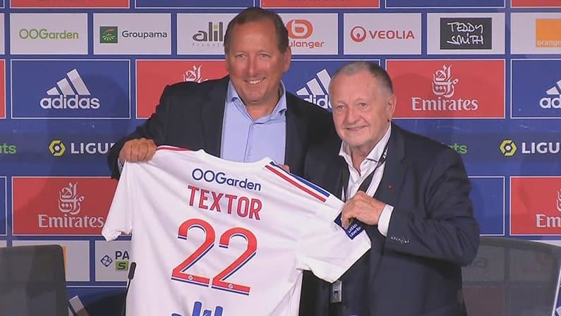 Lyon trabalha com opção da Alemanha para substituir João Gomes