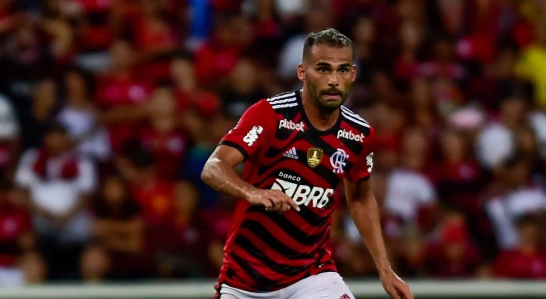 thiago maia em ação pelo flamengo