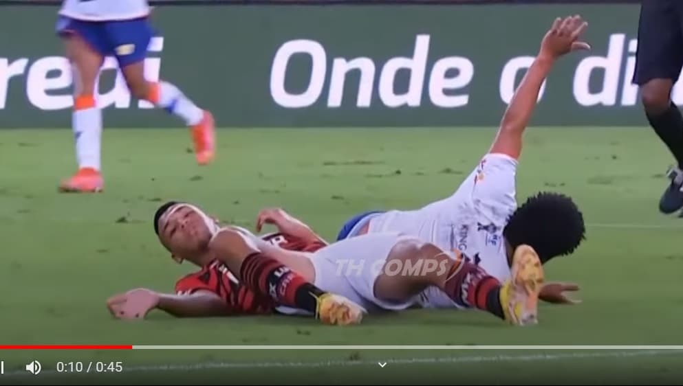 victor hugo tem choque de cabeça flamengo