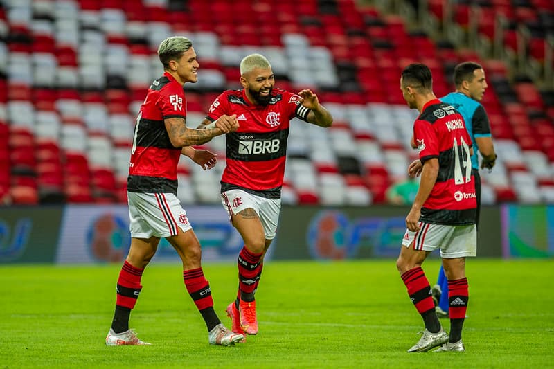 Gabigol, Pedro e Michael em Flamengo x Volta Redonda em 2021