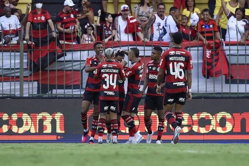 Clube da Série B tenta contratação de joia do Flamengo, mas Vitor Pereira veta